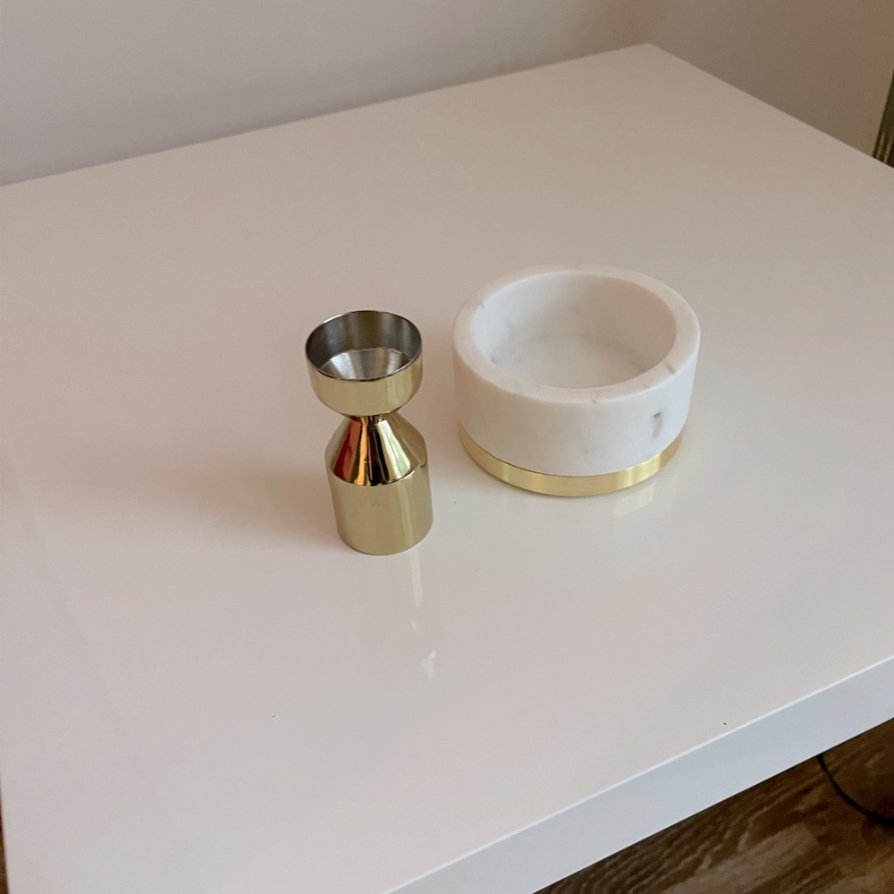 Shot measure& wine bottle coaster (Never Used )